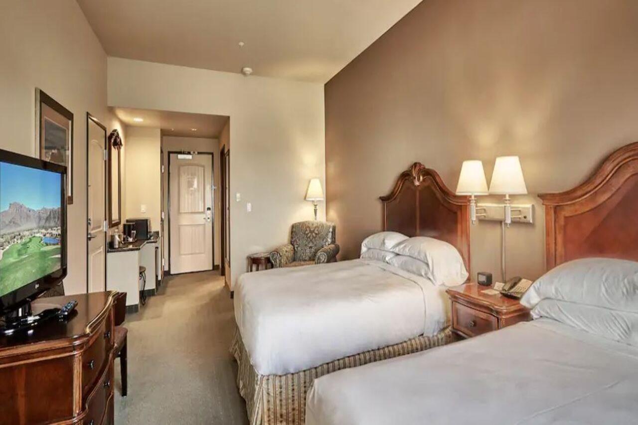 Doubletree By Hilton Phoenix-Гилбърт Екстериор снимка