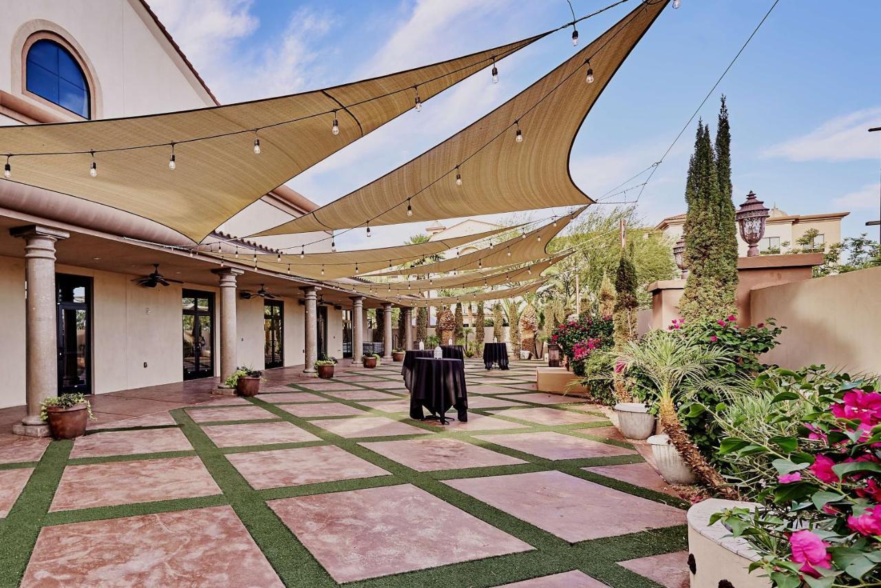 Doubletree By Hilton Phoenix-Гилбърт Екстериор снимка