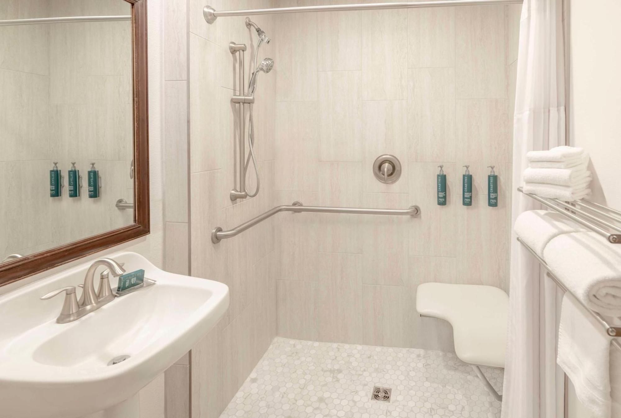 Doubletree By Hilton Phoenix-Гилбърт Екстериор снимка